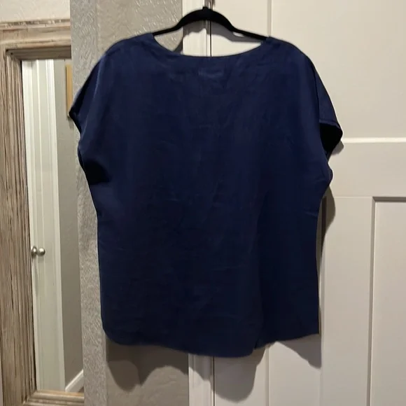 JOHNNY WAS Linen Top - Picture 3 of 3